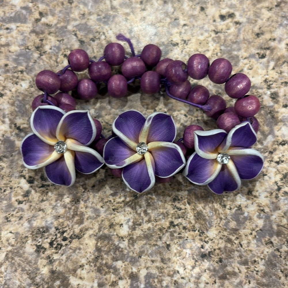Hawaiian Flowers Hair Accessories Set - Picture 4 of 14